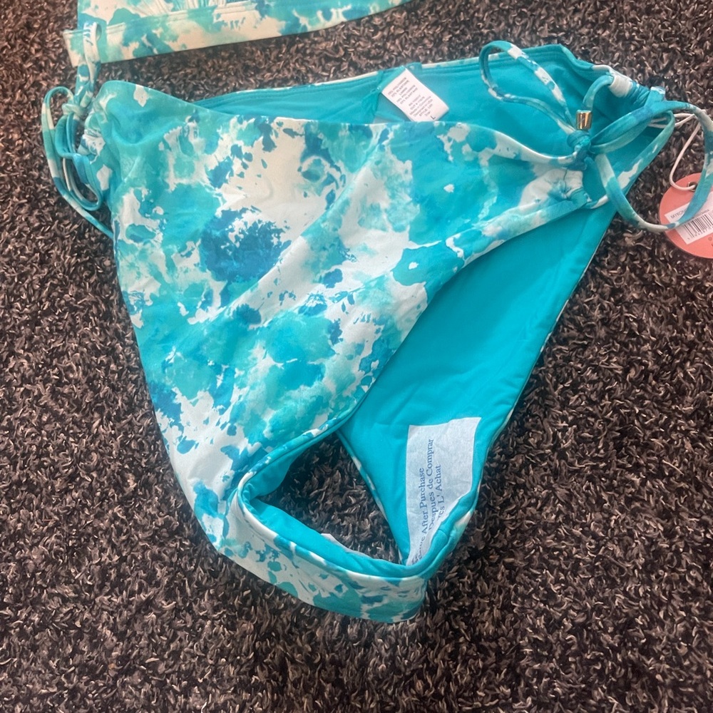 NWT B Swim Mykonos Bikini size Large - Picture 3 of 4